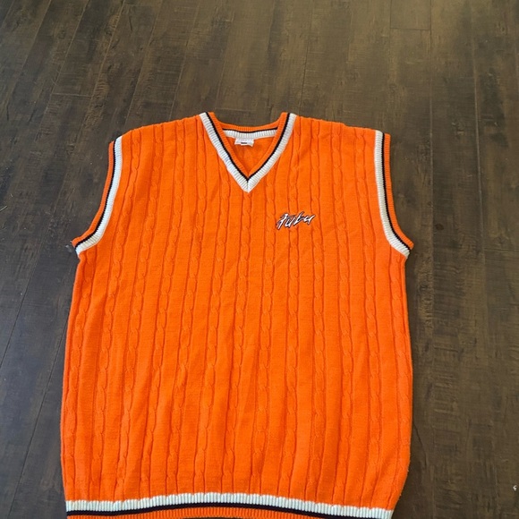 Y2K Streetwear Vintage FUBU vest - Picture 8 of 8